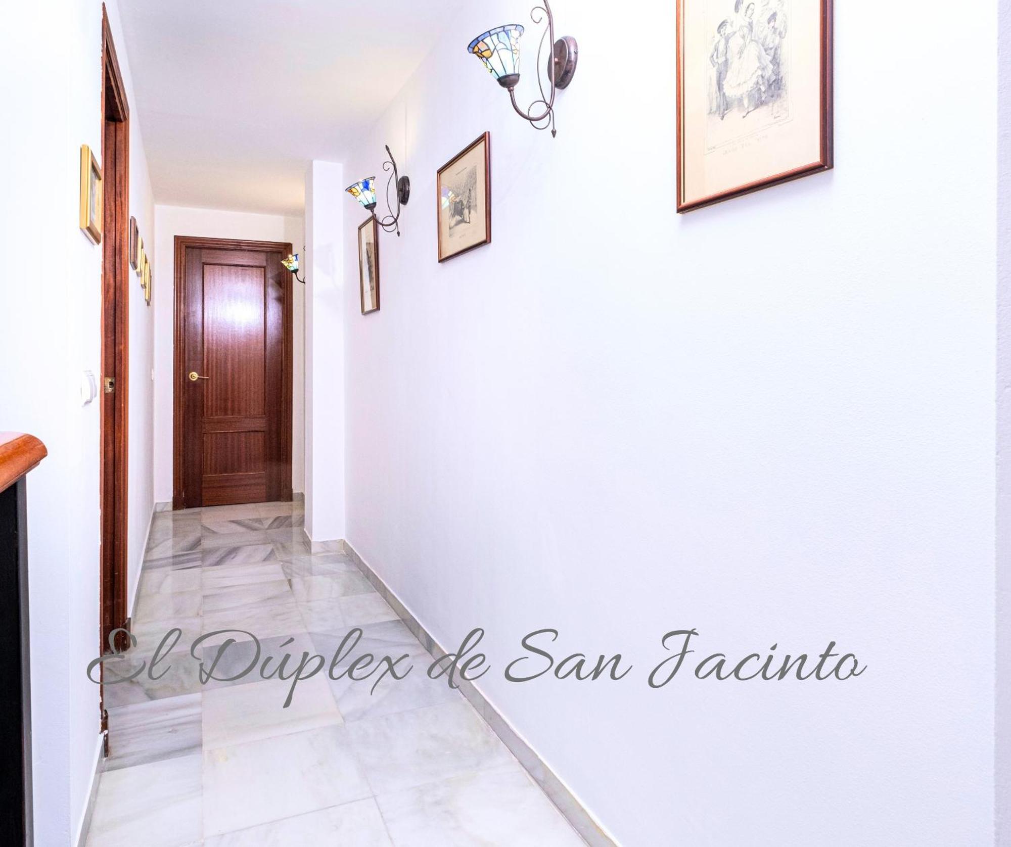 El Duplex De San Jacinto Apartment Sevilla Exterior foto