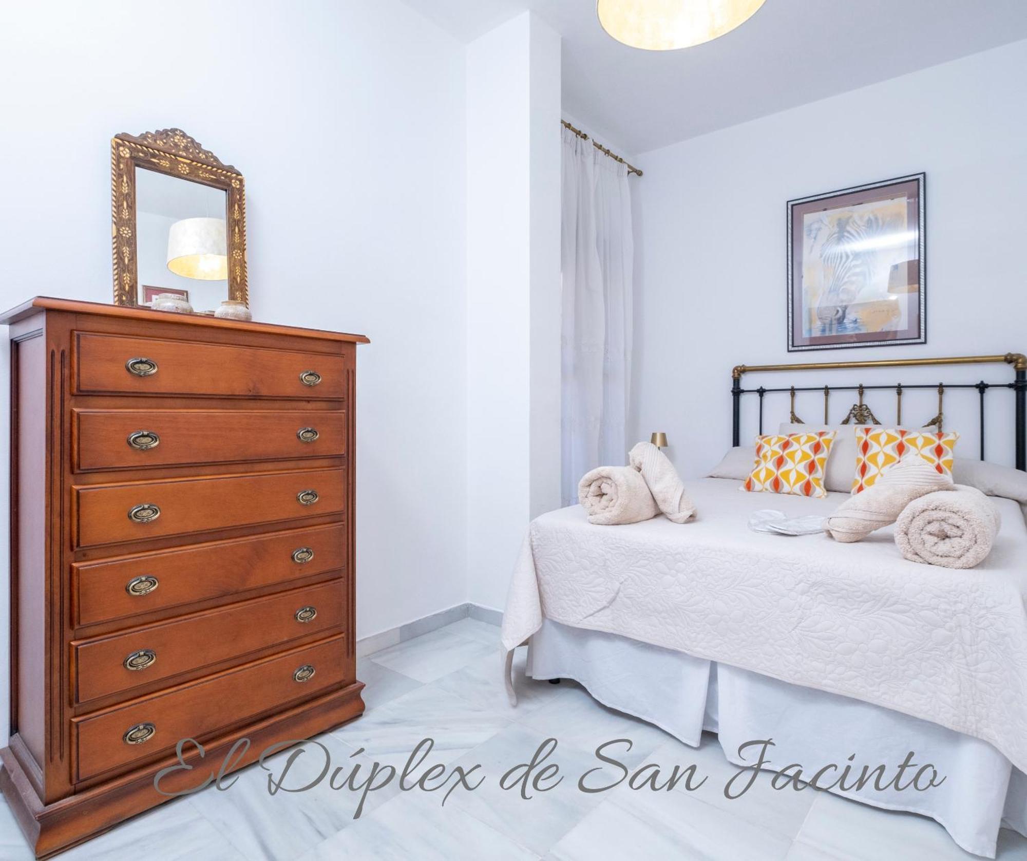 El Duplex De San Jacinto Apartment Sevilla Exterior foto