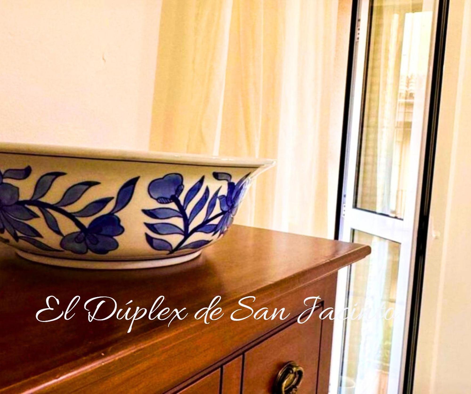 El Duplex De San Jacinto Apartment Sevilla Exterior foto